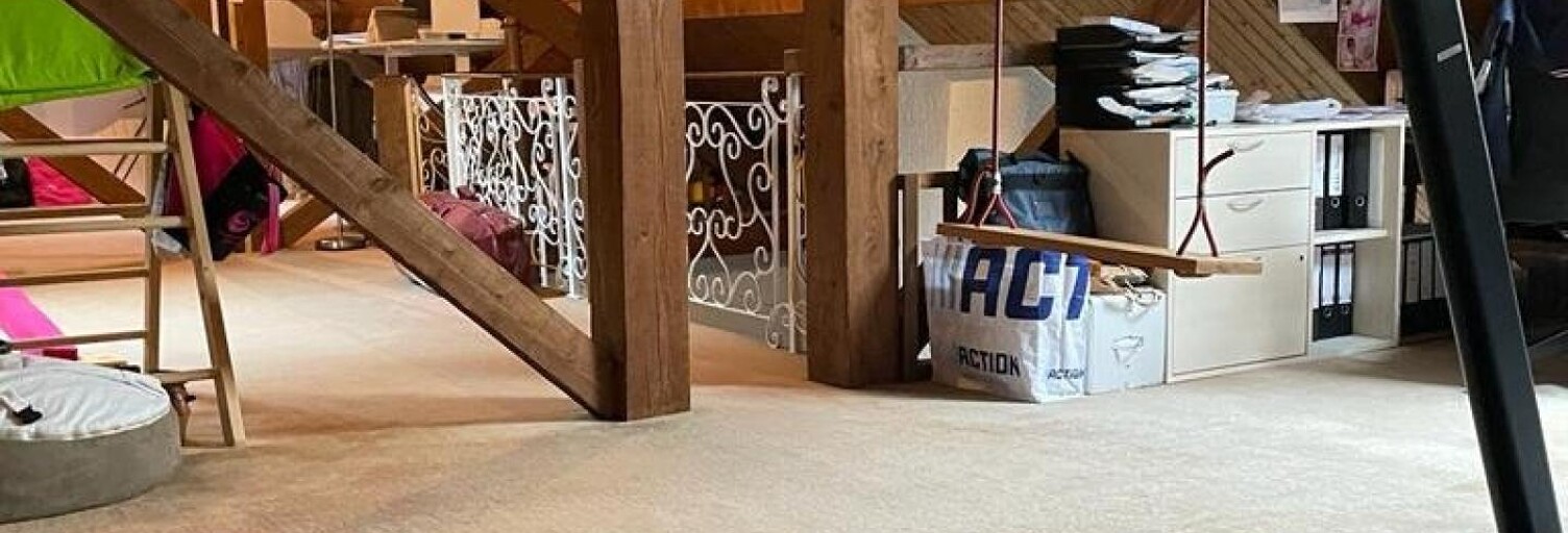 Appartement 6 Pièces 181 m² à vendre à Gex (01170)