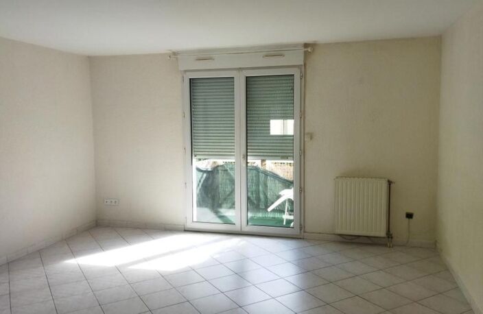 Cahors , Appartement deux chambres et parking — photo 2