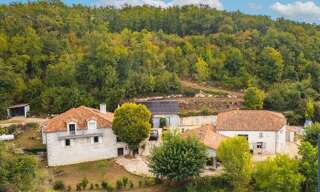 Maison 13 Pièces 451 m² à vendre à Montcuq-en-Quercy-Blanc (46800)