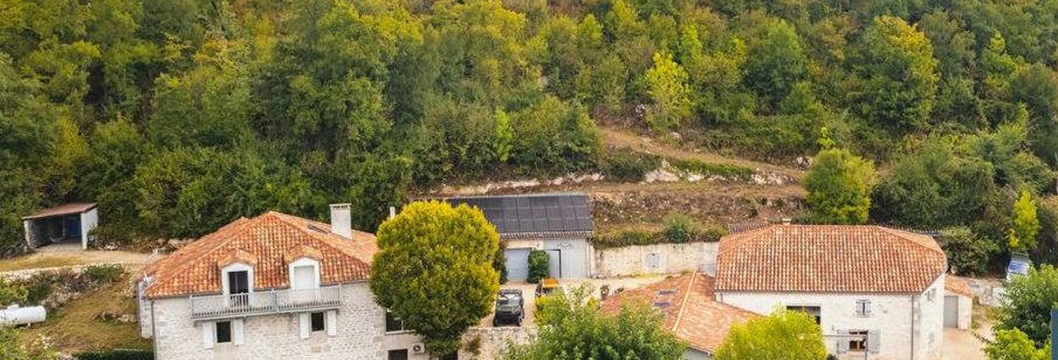Maison 13 Pièces 451 m² à vendre à Montcuq-en-Quercy-Blanc (46800)