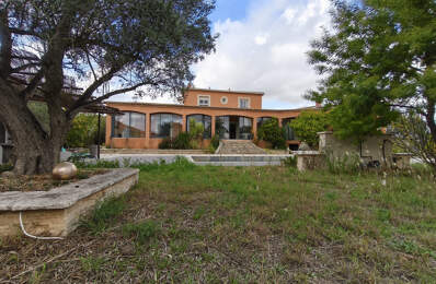 Villa 22O m2 , vue dégagée , piscine & terrain de 1800 m2 — photo du bien