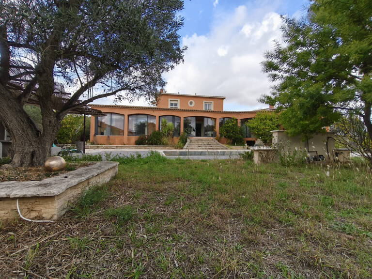 Villa 22O m2 , vue dégagée , piscine & terrain de 1800 m2 — photo 1