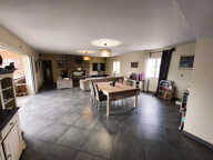 Villa 22O m2 , vue dégagée , piscine & terrain de 1800 m2 — photo 2