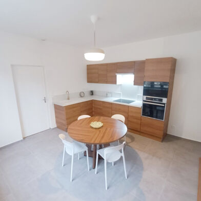 Maison 4 pièces 985 €