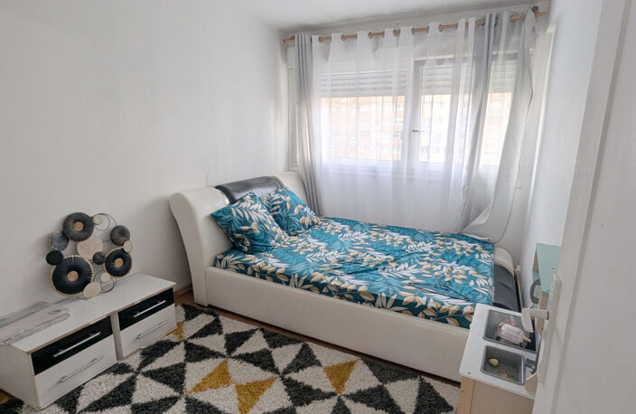 VENDU LOUÉ ! Pour investisseur, appartement 4 pièces et 64 m — photo 5