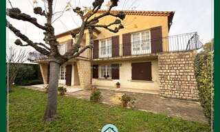 Maison 8 Pièces 195 m² à vendre à Orange (84100)