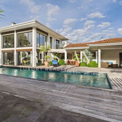 Maison 8 pièces 2995000 €