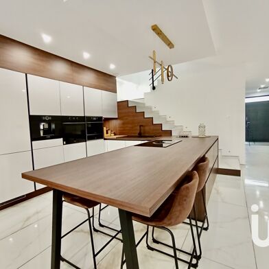 Maison 4 pièces 375000 €