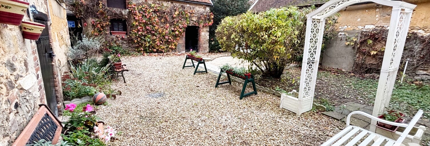 Maison 11 Pièces 270 m² à vendre à Courgenay (89190)