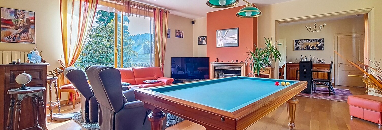 Maison 8 Pièces 206 m² à vendre à Saint-Pierre-du-Vauvray (27430)