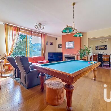 Maison 8 pièces 399000 €