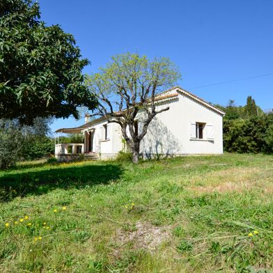 Maison 5 pièces 748000 €