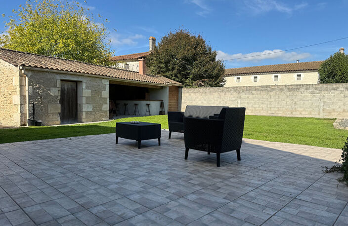 MAISON 6 CHAMBRES ET DÉPENDANCES, JARDIN, GÎTE POSSIBLE — photo 2