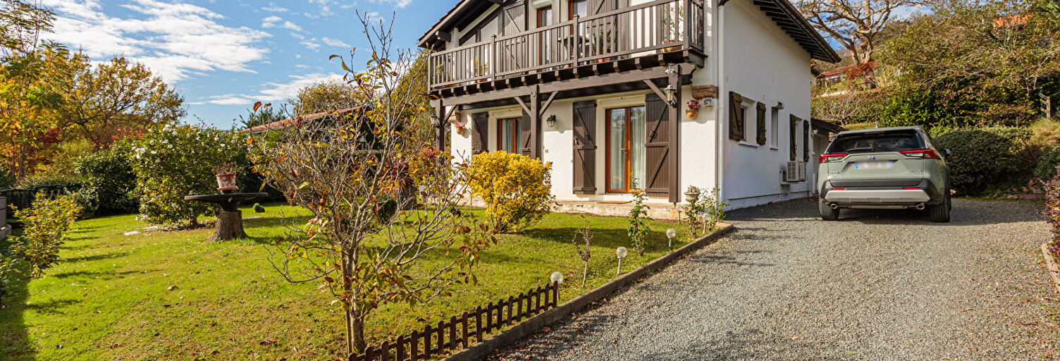 Maison 5 Pièces 115 m² à vendre à Saint-Pée-sur-Nivelle (64310)