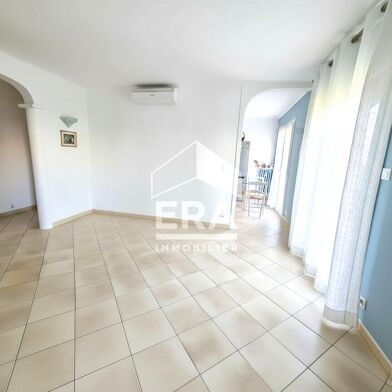 Appartement 4 pièces 235000 €