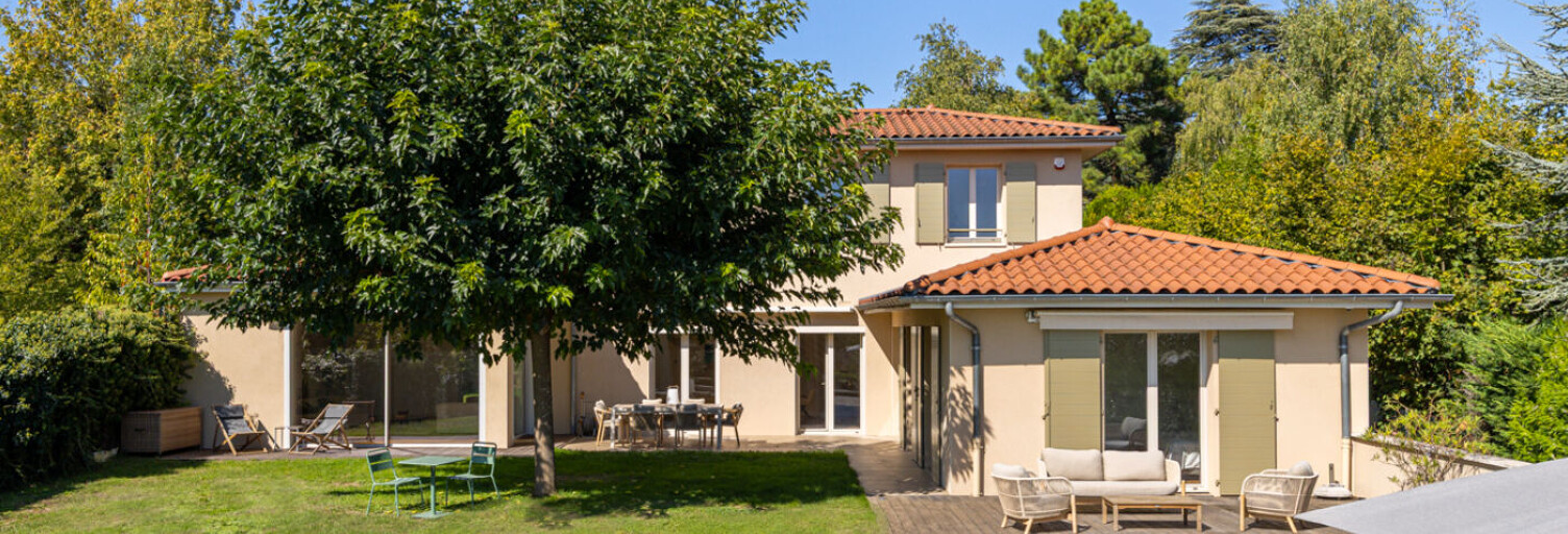 Maison 8 Pièces 265 m² à vendre à Saint-Cyr-au-Mont-d'Or (69450)