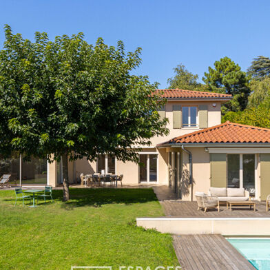 Maison 8 pièces 1590000 €