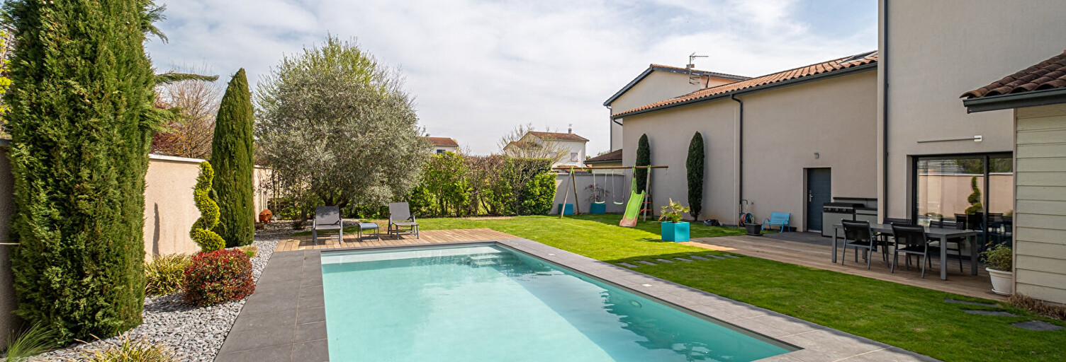 Maison 6 Pièces 165 m² à vendre à Saint-Priest (69800)