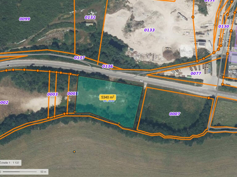 AUXERRE - TERRAIN CONSTRUCTIBLE DE  5.450M² - AXE A6 SUD - LIAISON SUD — photo 1