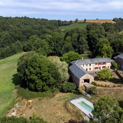 Maison 20 pièces 749000 €