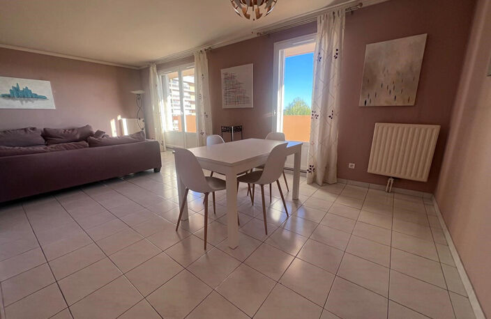 Appartement Aix En Provence 4 pièce(s) 87 m2 ascenseur et balcon — photo 4