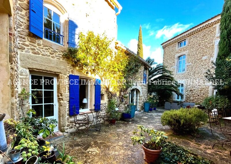 Villa / Maison  T12 à vendre Suze-la-Rousse 26790
