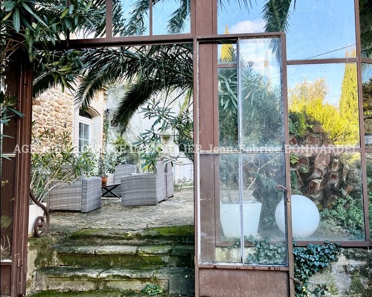 Villa / Maison  T12 à vendre Suze-la-Rousse 26790