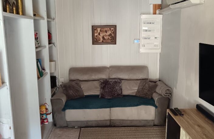 MAISON AVEC STUDIO ET DEPENDANCES — photo 4
