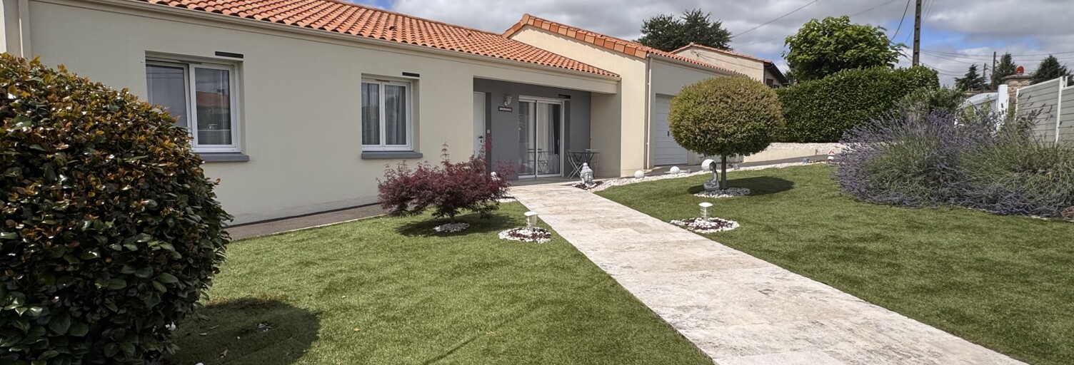 Maison 6 Pièces 121 m² à vendre à L'Absie (79240)