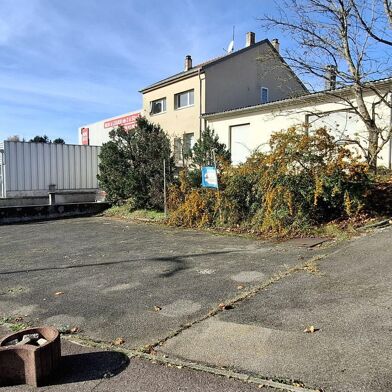 Commerce  168000 €