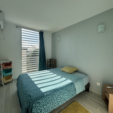 Appartement 4 pièces 925 €