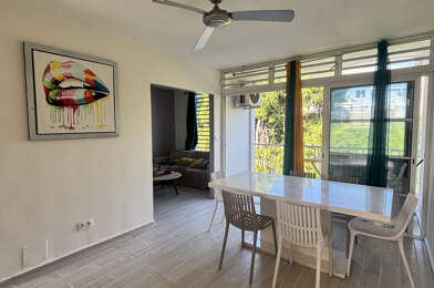 Appartement 4 pièces 890 €