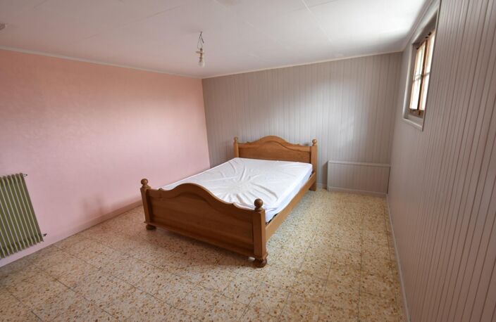 Maison individuelle idéalement située sur la commune de Sennece les Mâcon sur un terrain de 1600m2 — photo 3