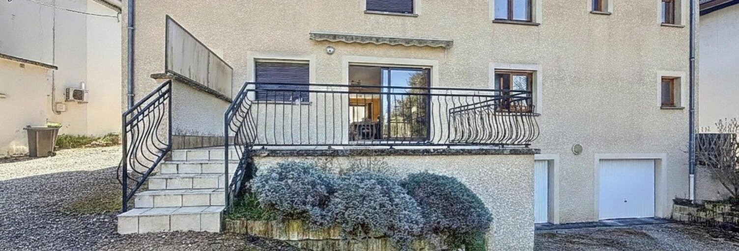 Maison 9 Pièces 128 m² à vendre à Val-de-Virieu (38730)