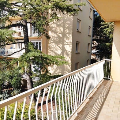 Appartement 4 pièces 135000 €