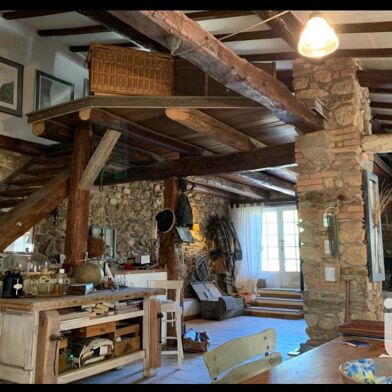 Maison 5 pièces 695000 €