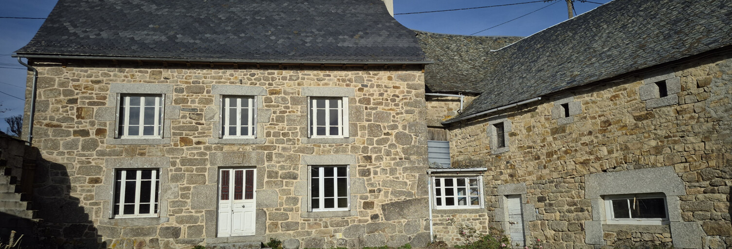 Maison 10 Pièces 200 m² à vendre à Huparlac (12460)