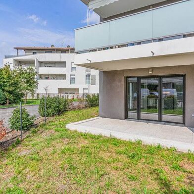 Appartement 4 pièces 285491 €