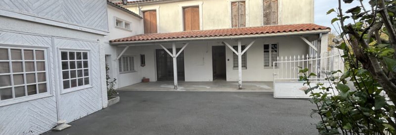 Maison 7 Pièces 152 m² à vendre à Échallat (16170)