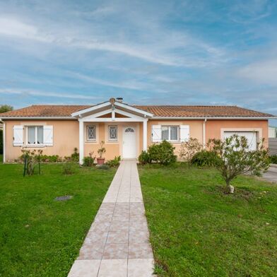 Maison 4 pièces 286740 €