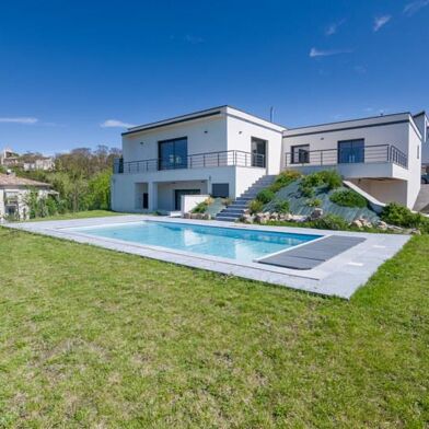 Maison 8 pièces 890000 €