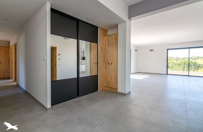 Contemporaine de 8 pièces principales — photo 4