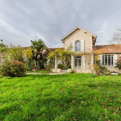 Maison 4 pièces 369600 €