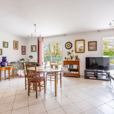 Maison 6 pièces 282342 €