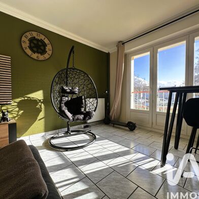 Appartement 4 pièces 113750 €