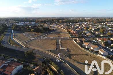 Terrain  299900 €