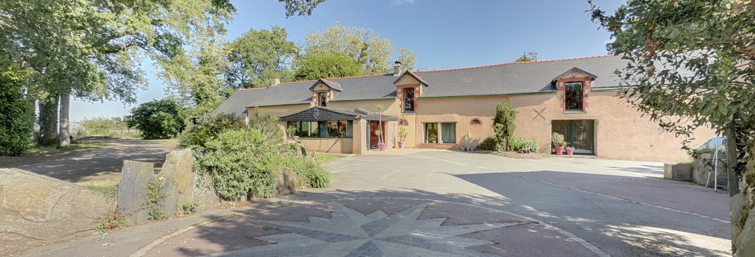 Maison 9 Pièces 394 m² à vendre à Guenrouet (44530)