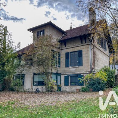 Maison 8 pièces 495000 €