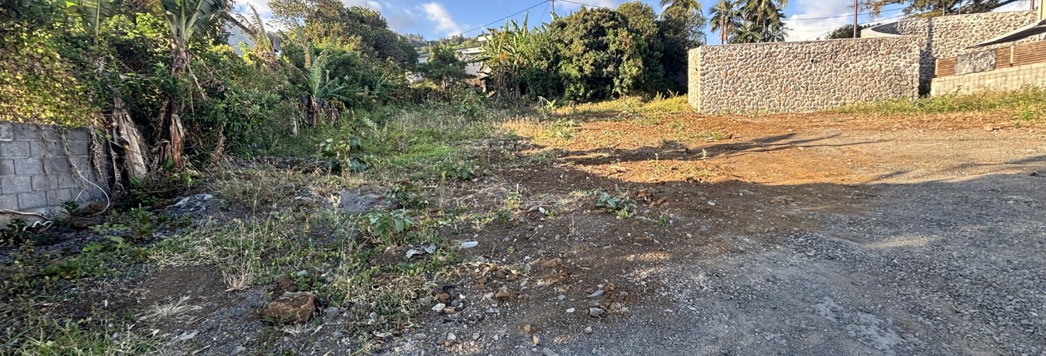Terrain  1003 m² à vendre à Saint-Joseph (97480)