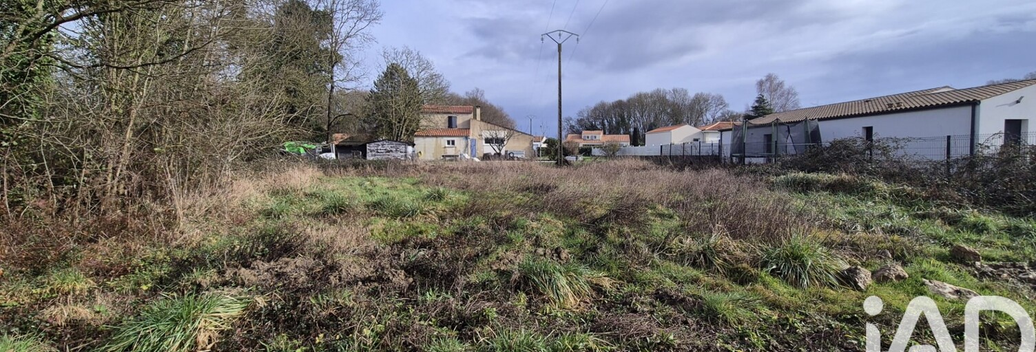 Terrain  1019 m² à vendre à Saint-Laurent-de-la-Prée (17450)